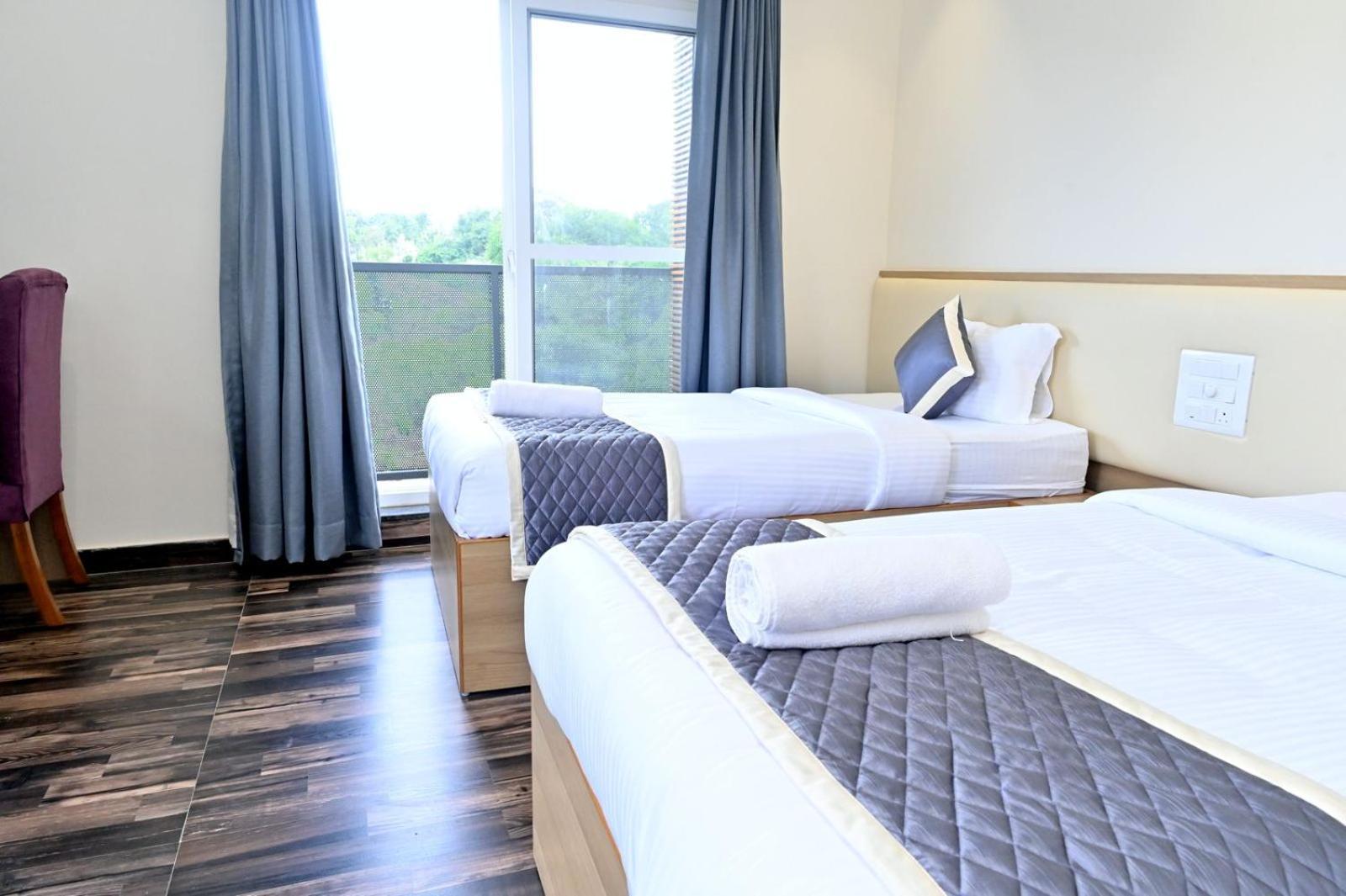Hometown Sharu'S Inn A Luxury Hotel Chikmagalūr Kültér fotó